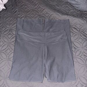 Nike Women's Athletic Gray Wide leg low waisted leggings